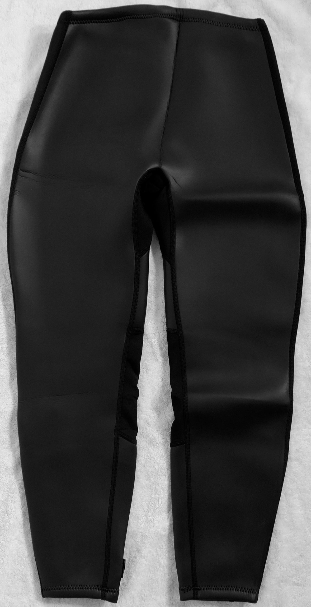 https://www.liquidpeace.net/wp-content/uploads/2015/08/2mm-Smooth-Skin-Wetsuit-Pants-min-2-scaled.jpg